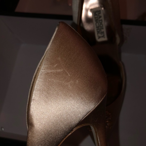 NIB Badgley Mischka satin rhinestone high heels - Picture 11 of 16